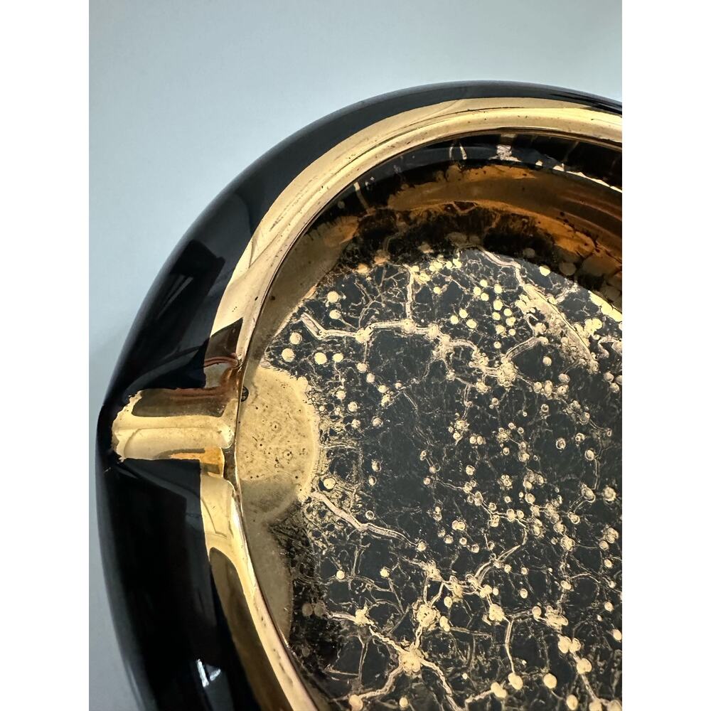 Vintage Retro Ashtray Black and Gold - Picture 9 of 11